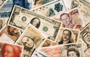 WORLD CURRENCY NOTES