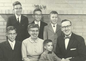 Frank and Hellen Knox Family